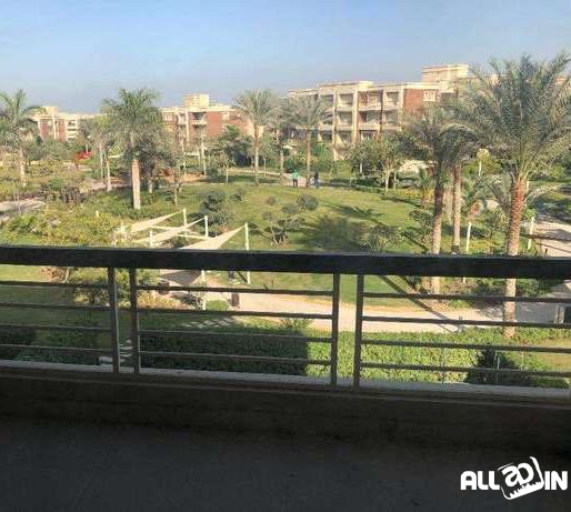 شقة متشطبة للبيع فى نيو جيزة 196 متر شقة متشطبة للبيع فى نيو جيزة 196 متر